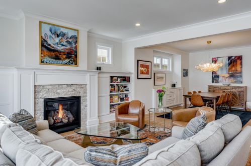 3917 Ewing Ave, Minneapolis MN 55410-1053 exterior