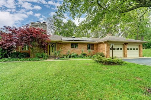 401 Diana Ave, Stonelick, OH 45103-1806