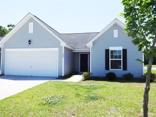620 English Oak Cir, Moncks Corner SC  29461-5031 exterior