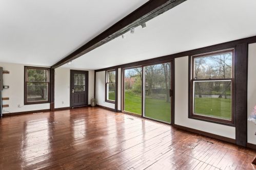 7198 River Dr, West Bend WI  53090-1163 exterior