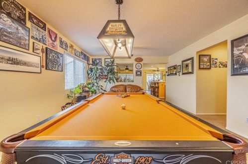 45541 Robinson Dr, Lancaster CA  93535-2263 exterior