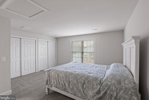 15625 Alderbrook Dr, Haymarket VA  20169-6131 exterior