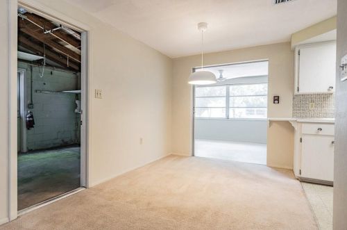 3249 Holiday Lake Dr, Tarpon Springs FL  34691-5013 exterior