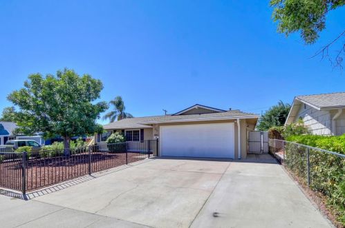 4042 Cortright Way, North Highlands, CA 95660-3446