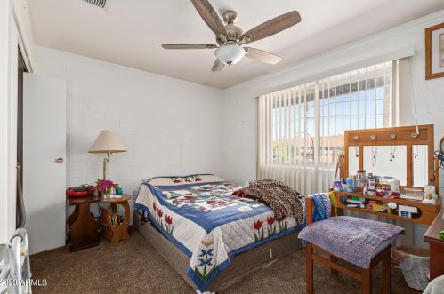 10819 111 Ave, Sun City AZ  85351-4021 exterior