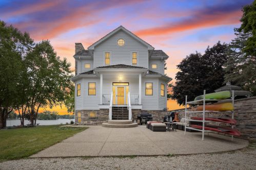 6910 Burma Ct, Waterford, WI 53185-1851