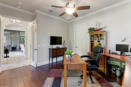 4245 Deephaven Ln, Naples FL 34119-8616 exterior