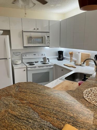 7535 Oriole Blvd, Delray Beach, FL 33446-1369