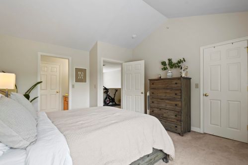 90 Prescott St, Nashua NH 03064-2546 exterior