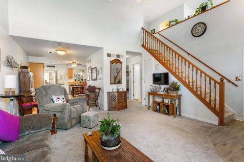 434 Deerfield Dr, Hanover PA  17331-5203 exterior