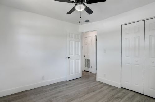 2180 Seacrest Blvd, Boynton Beach FL  33435-6785 exterior