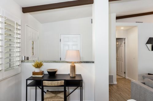 54435 Avenida Madero, La Quinta CA  92253-3620 exterior