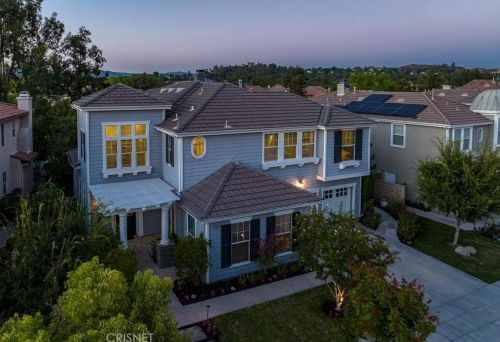 23915 Lakeside Rd, Santa Clarita, CA 91355-1605