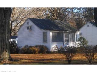 49 Cottage Rd, Madison, CT 06443-3426