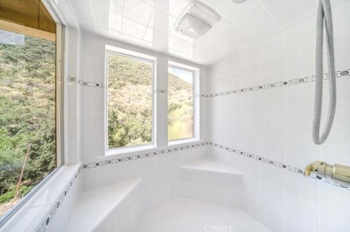 45100 Carmel Vly Rd, Greenfield CA  93927-9757 exterior