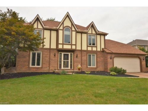 17744 Plymouth Row, Cleveland OH  44136-7074 exterior