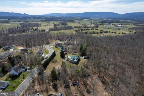 390 Forest Hills Dr, Richmond National Battlefiel VA  22835-9107 exterior