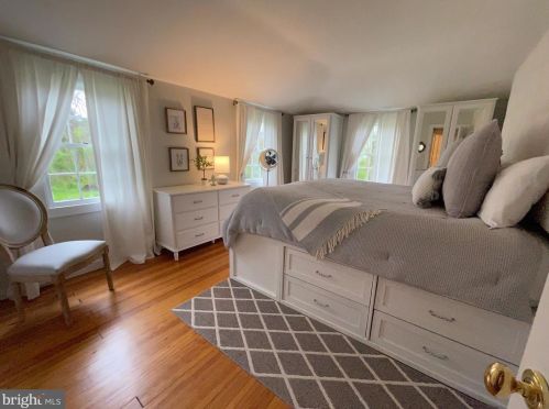 6745 Fayette St, Haymarket VA  20169-2916 exterior