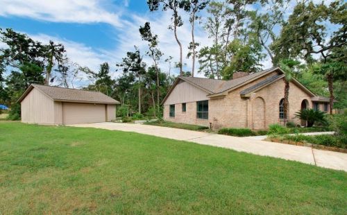 1902 Crystal Springs Dr, Humble TX  77339-3339 exterior