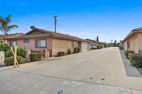 4820 Elizabeth St, Bell, CA 90201-5206