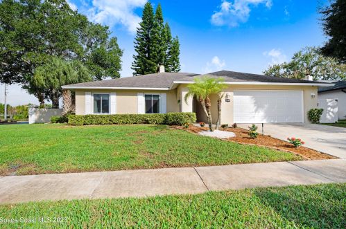 1290 Muirfield Ct, Titusville FL  32780-5463 exterior