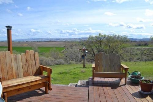 1624 Sanctuary Ln, Homedale, ID 83628-5012