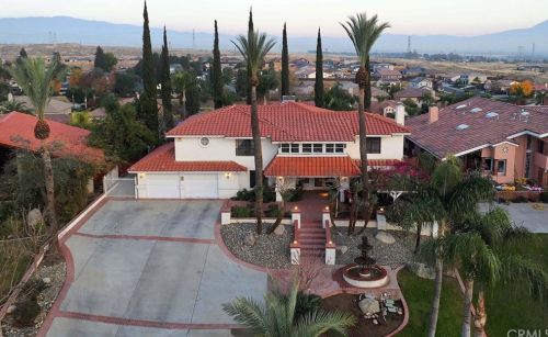 4400 Country Club Dr, Bakersfield, CA 93306-7557