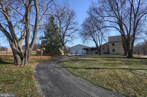 214 Troy Ave, Lebanon, PA 17046-7913