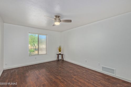 7204 Camino Vecino, Tucson AZ 85715-3418 exterior