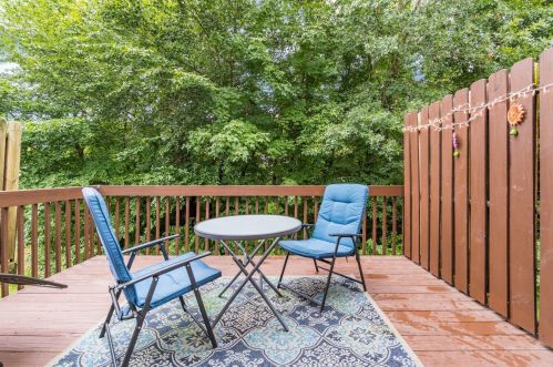 306 Preswicke Ml, Blacklick OH  43004-8462 exterior