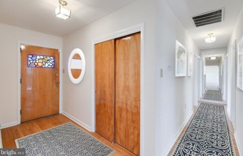 180 School St, Cynwyd, PA 19004-1944