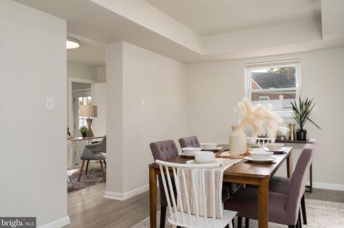 6916 Arlington Blvd, Falls Church VA  22042-1937 exterior