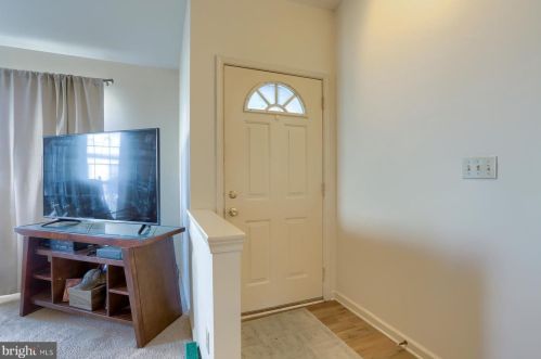 5 Thornhill Ct, Carlisle, PA 17015-7626