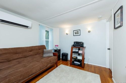 23 Tetreault Ave, Norwich CT  06360-1949 exterior