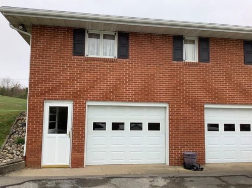 104 Pearl Dr, Shelocta, PA 15774-2001