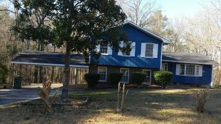 1090 King Arthur Dr, Macon GA  31220-3523 exterior