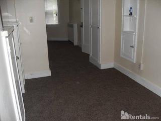 4321 Southern Pkwy, Louisville KY  40214-1583 exterior