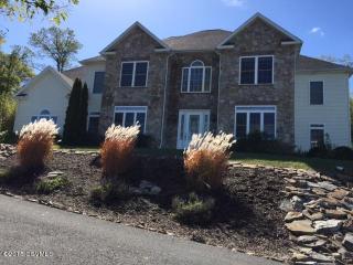 1810 Oakwood Dr, Danville, PA 17821-7066