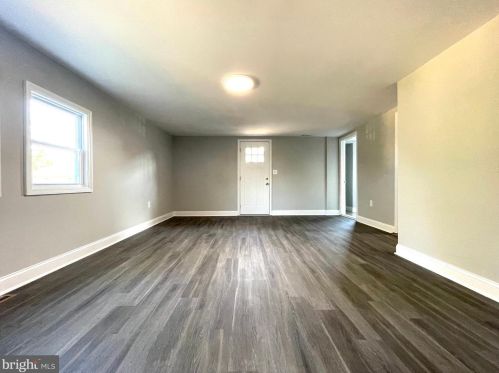 818 Philadelphia Ave, West Deptford NJ  08063-1335 exterior