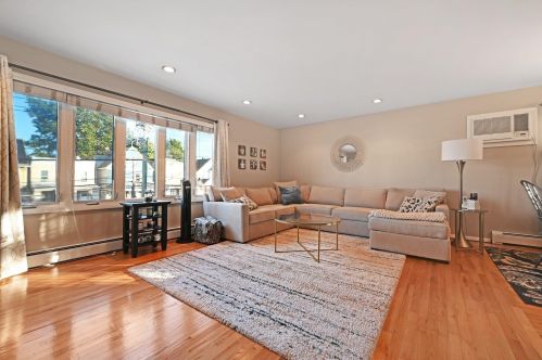 473 Avenue, Bayonne NJ  07002-4835 exterior