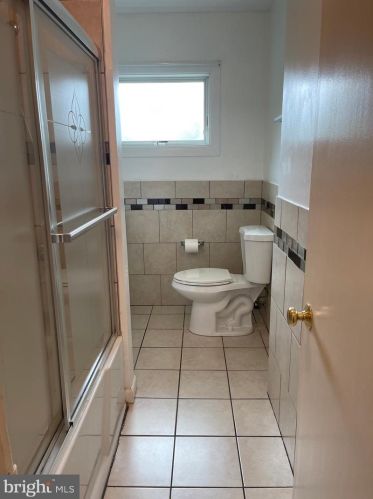 6235 Kilmer Ct, Falls Church VA  22044-1822 exterior