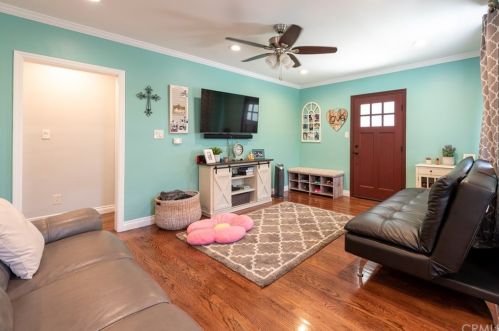 5963 Autry Ave, Lakewood, CA 90712-1333