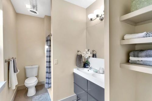 923 Mellon St, Pittsburgh PA 15206-2129 exterior