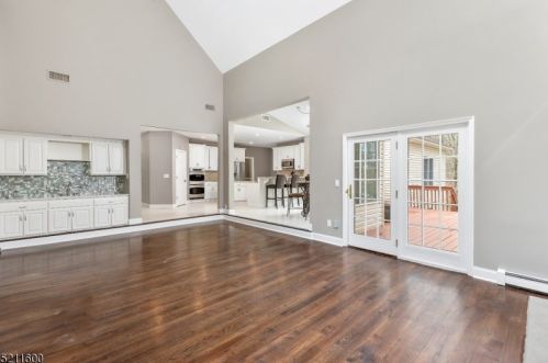 9 Natale Dr, Sparta NJ  07871-3032 exterior