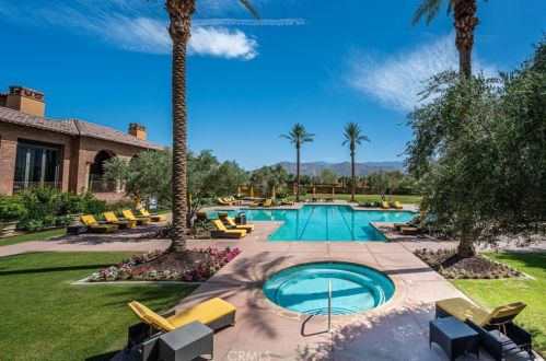 81530 Carboneras, La Quinta CA  92253-8219 exterior