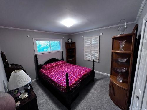 8383 Cheviot Rd, Cincinnati OH  45247-3803 exterior