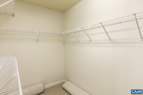 501 Jefferson Dr, Bybee VA 22963-3034 exterior