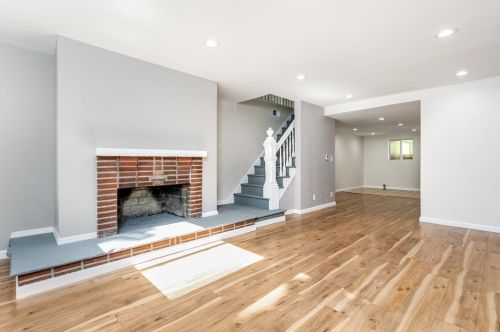 8201 Nadine Rd, Verona, PA 15147-1723