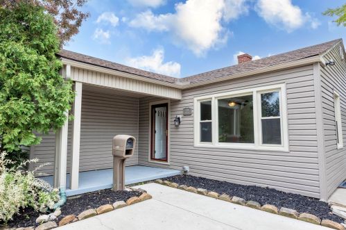 420 Lake Ave, Bellefontaine, OH 43311-2508