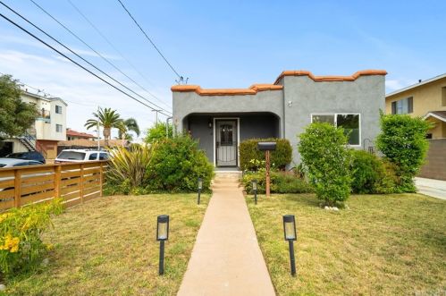 11802 Oxford Ave, Hawthorne, CA 90250-3120